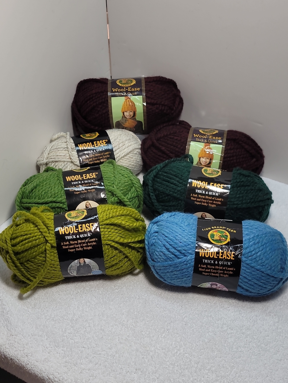 Wool-Ease Thick & Quick NWOT - 7 FULL Skeins